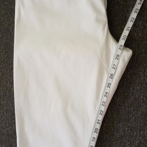 🆕 💎VERY HTF Lilly Pulitzer💎 - Worth Skinny Pant w/Pearl Accents - Picture 15 of 16